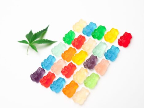 The Irresistible Appeal of THC Gummy Worms: A Sweet Way to Relax