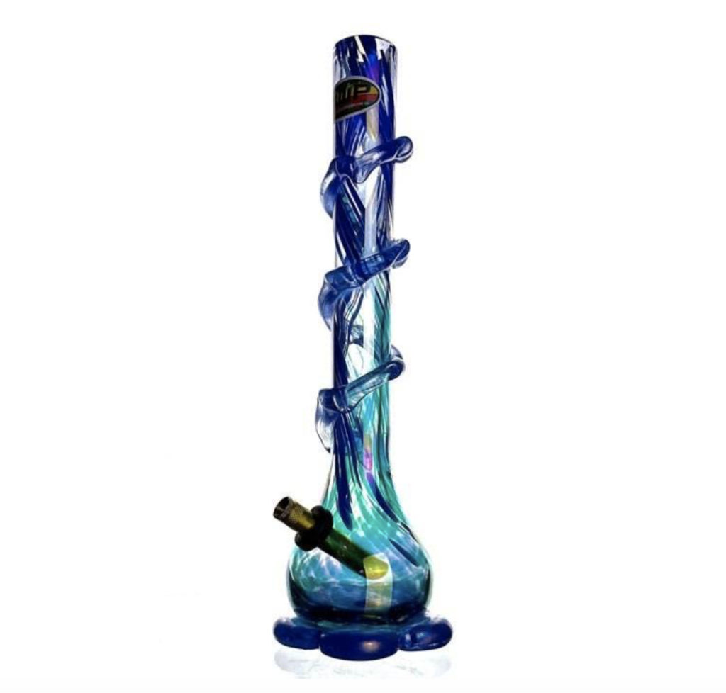 Why Large Bongs Are Making a Big Comeback in 2025